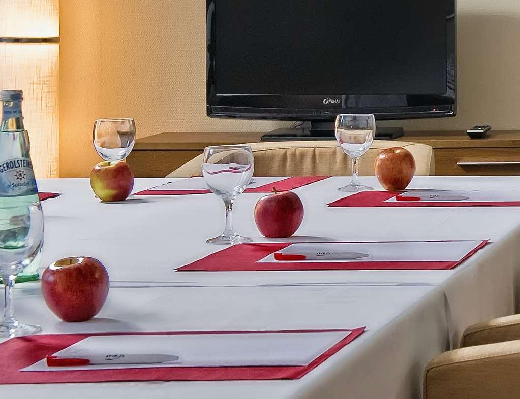 Sorat Hotel Cottbus Facilidades foto